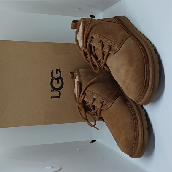 New UGG Women's Neumel Chestnut Sz 7 - Picture 1 of 8
